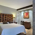 El Peiron 3*