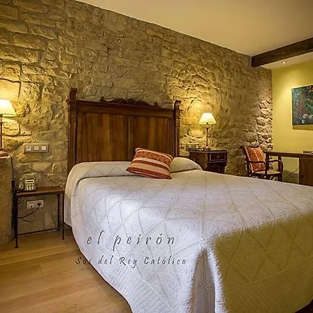 酒店 佩伦酒店 索斯-德尔雷卡托利科