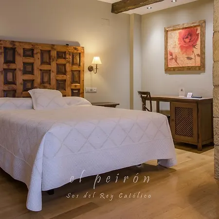 فندق El Peiron 3*