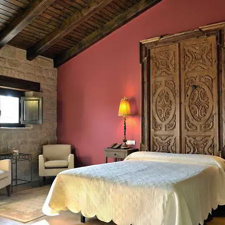 فندق El Peiron 3*