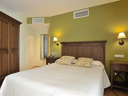 Hotell El Peiron 3*