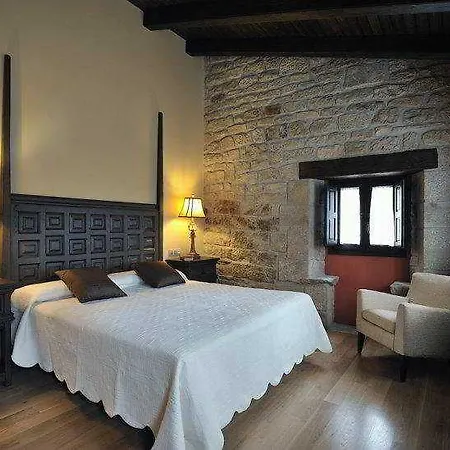 El Peiron Hotel
