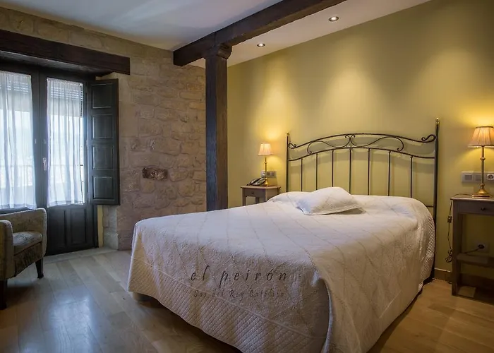El Peiron Hotel 3*